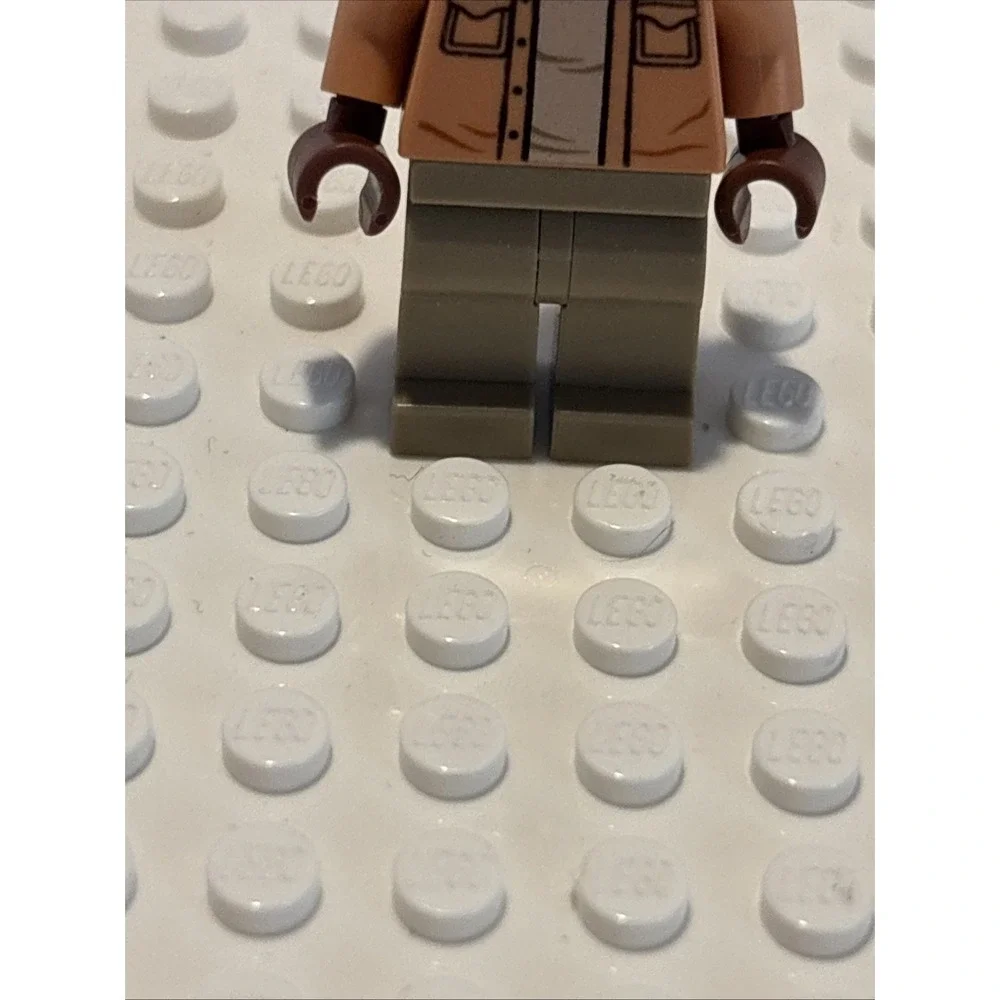 LEGO Jurassic World - Barry Sembène {Sembene} (Jw005) Excellent Condition! - Picture 2 of 5